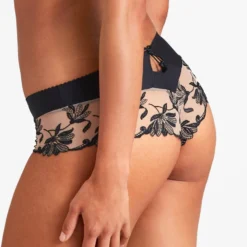 Aubade Lovessence Shorty St Tropez Noir 7 Aubade Lovessence Shorty St Tropez Noir -sous-vêtement boutique 1600x1600 aubade lovessence shorty st tropez noir p2 10 05092022