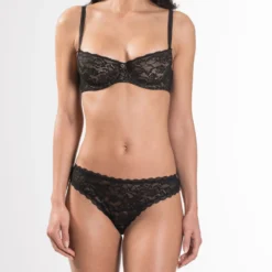 Aubade Rosessence Tanga Noir -sous-vêtement boutique 1600x1600 aubade rosessence tanga noir p2 19 12022019
