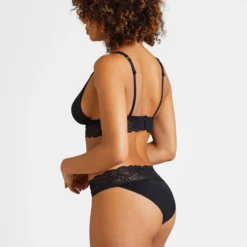 Aubade Soutien-Gorge Sans Armatures Sweetessence Noir 8 Aubade Soutien-Gorge Sans Armatures Sweetessence Noir -sous-vêtement boutique 1600x1600 aubade soutien gorge sans armatures sweetessence noir p2 39 10082022